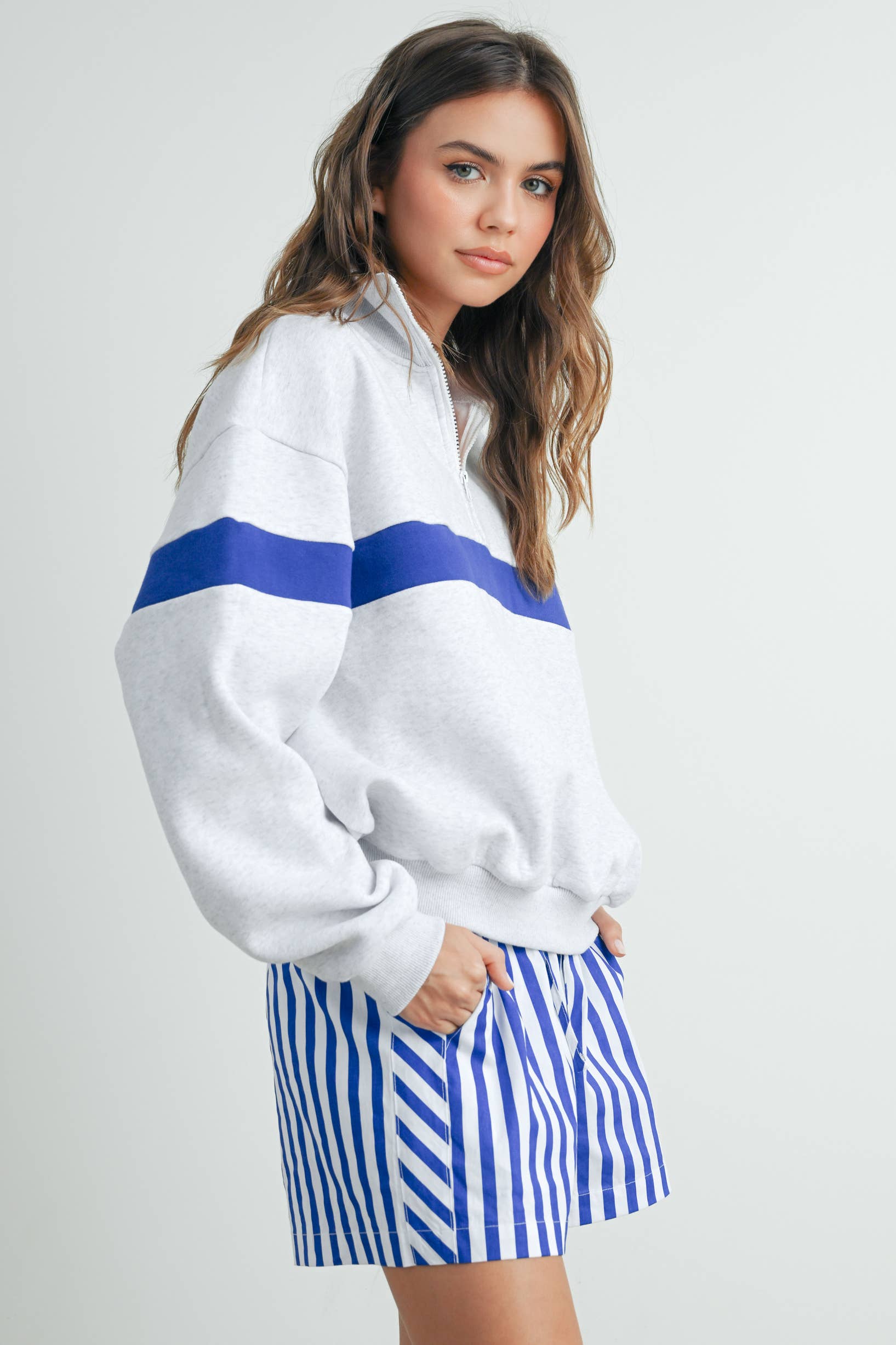 ButterMelonTwo-Toned Half Zip Collar Sweatshirt - BMT7535