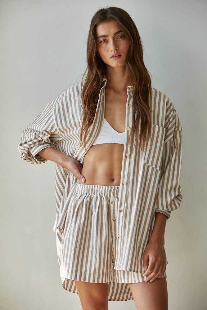 L8492T | Woven Cotton Striped Oversized Shirt