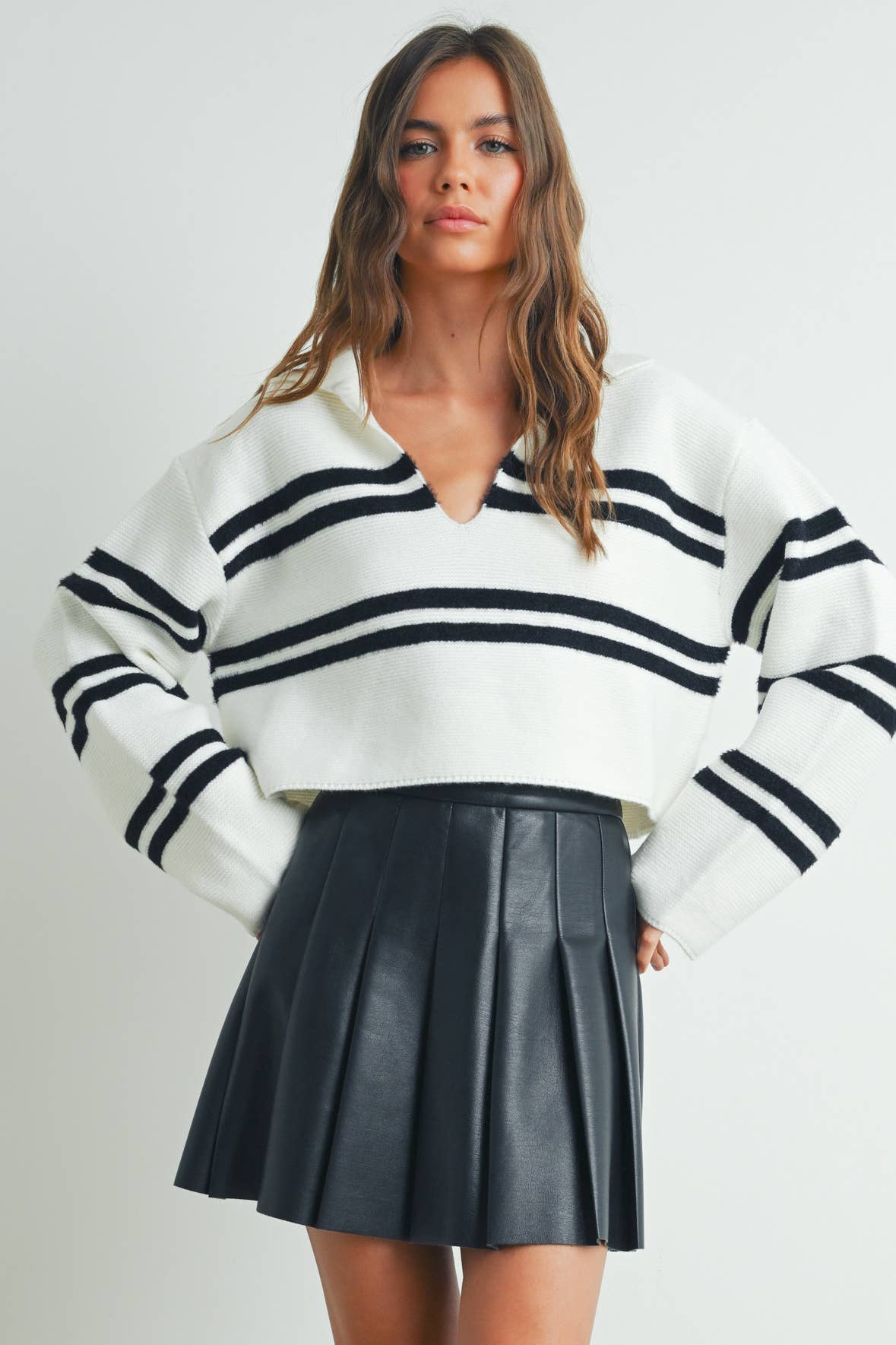 ButterMelonStripe Crop Collar Sweater Top - BMW7393