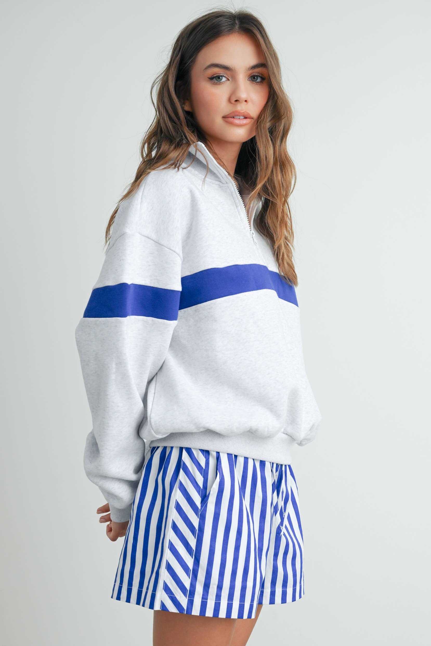 ButterMelonTwo-Toned Half Zip Collar Sweatshirt - BMT7535