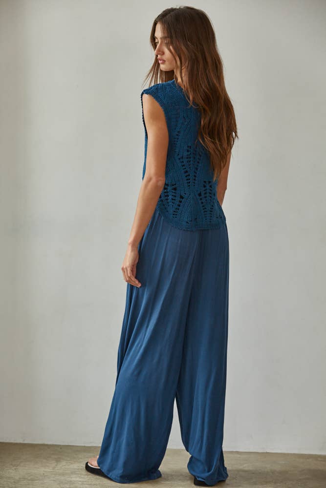L8336 | Woven Cotton Round Neck Sleeveless Wide Leg Jumpsuit