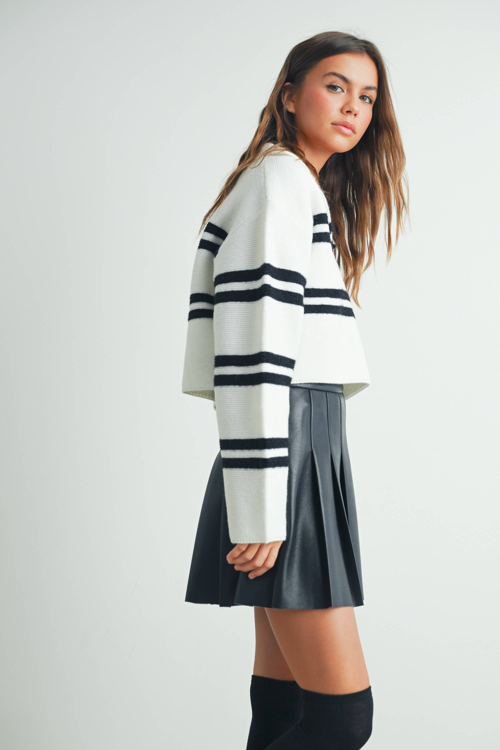 ButterMelonStripe Crop Collar Sweater Top - BMW7393