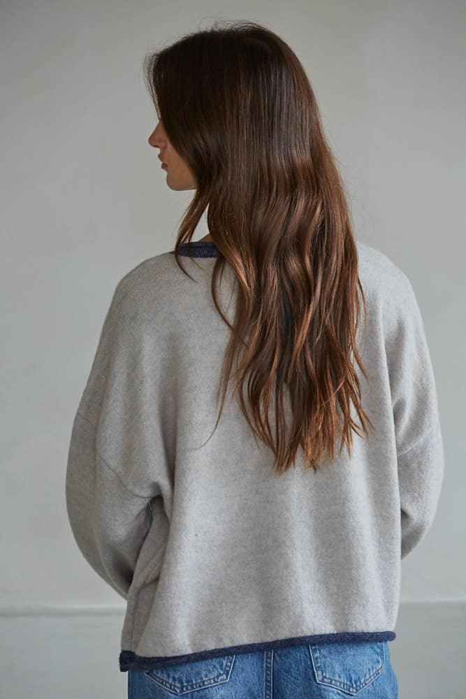 W2538 | Knit Polyester Acrylic Sweater Crew Neck Cardigan