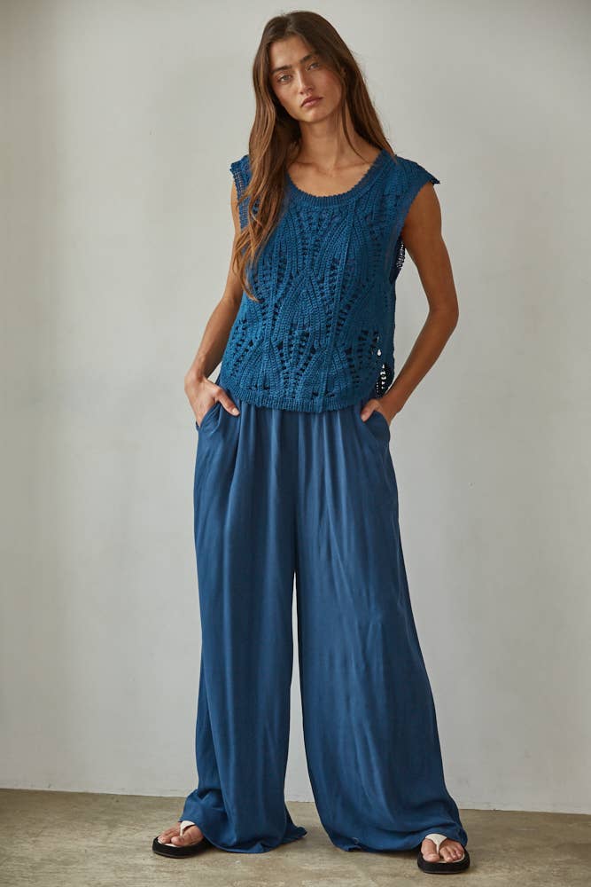 L8336 | Woven Cotton Round Neck Sleeveless Wide Leg Jumpsuit
