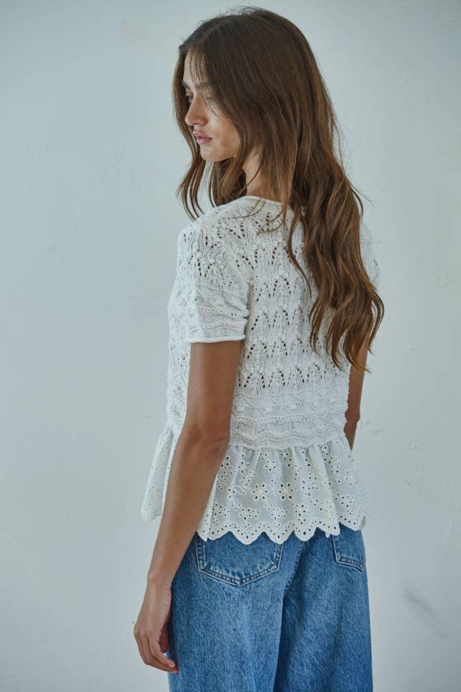 W2407 | Knit Sweater Round Neck Short Sleeve Button Down Top
