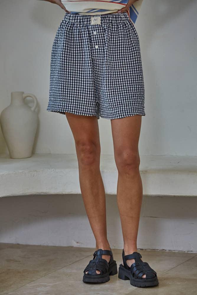 L9496 | Woven Polyester Gingham Print Gingham Shorts