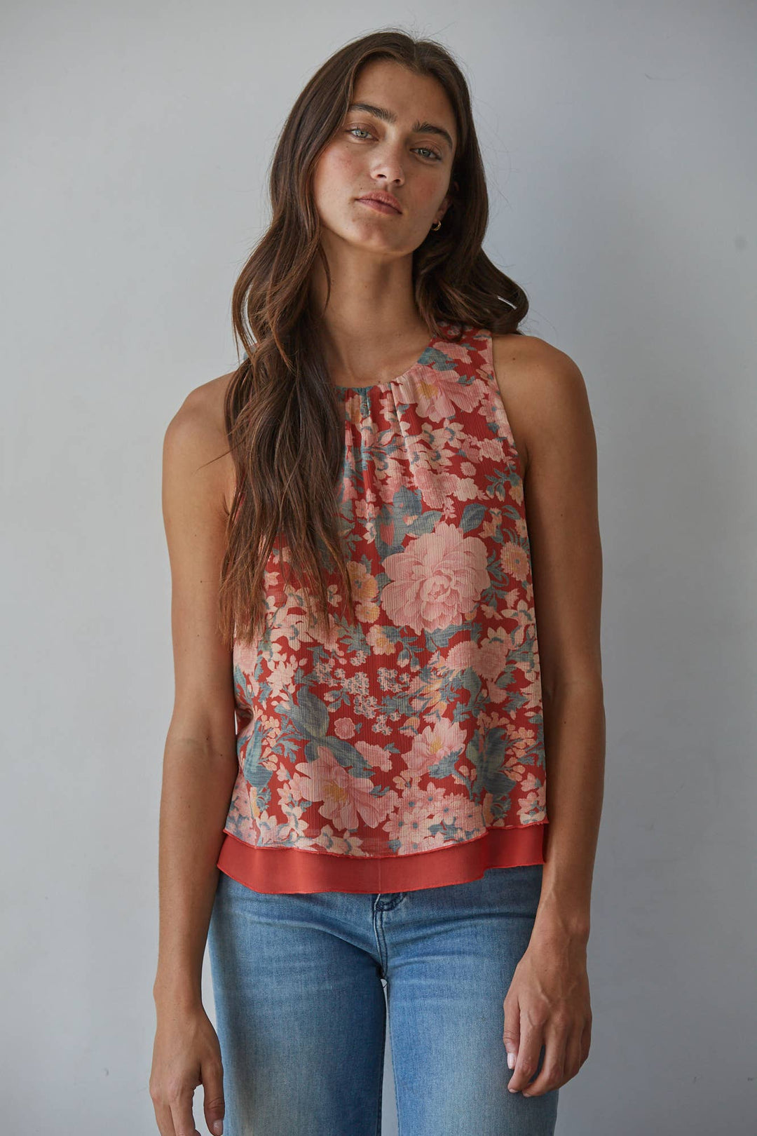 L9941 | Woven Polyester Chiffon Floral Print Sleeveless Top