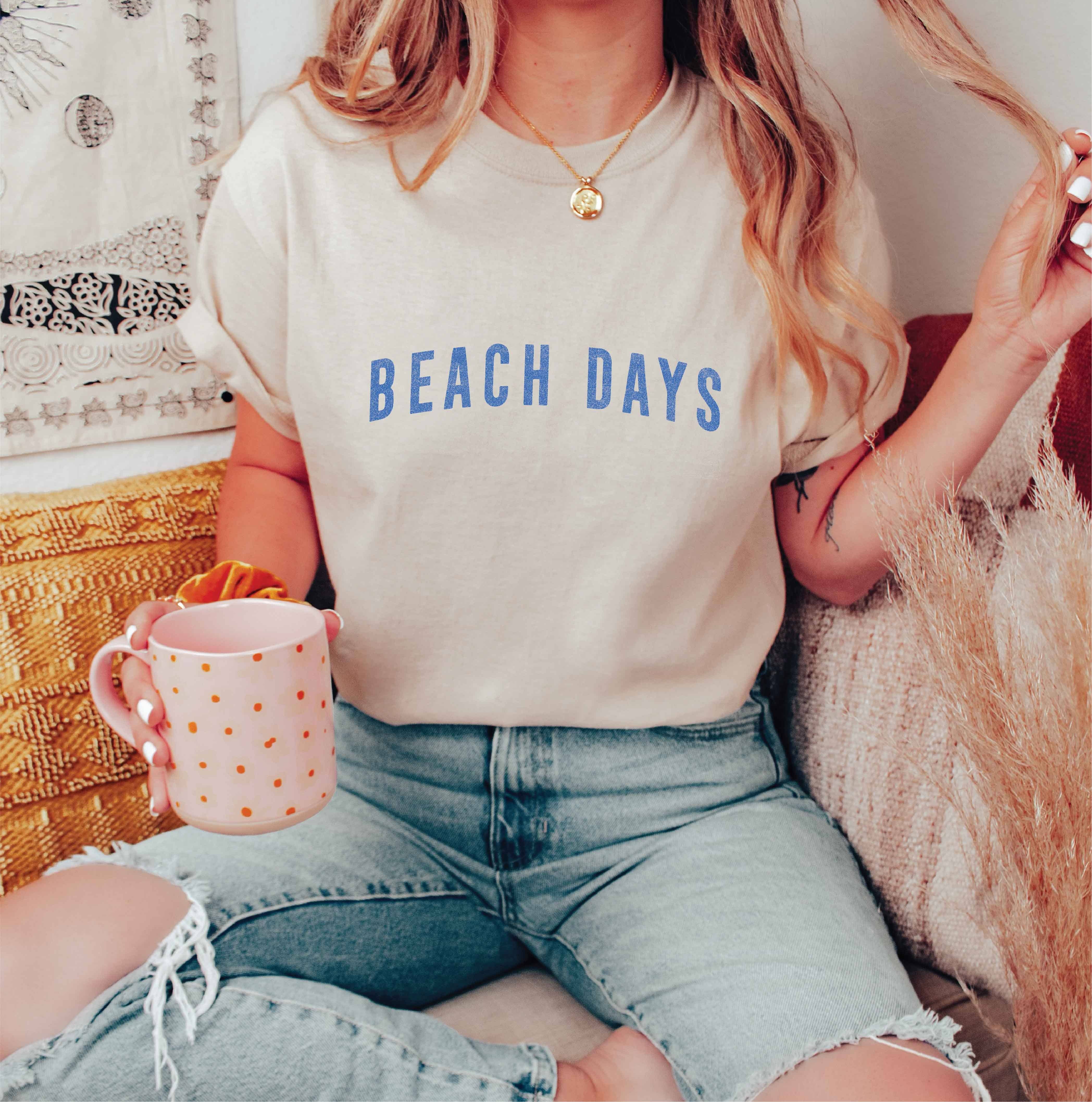 BEACH DAYS Graphic T-Shirt