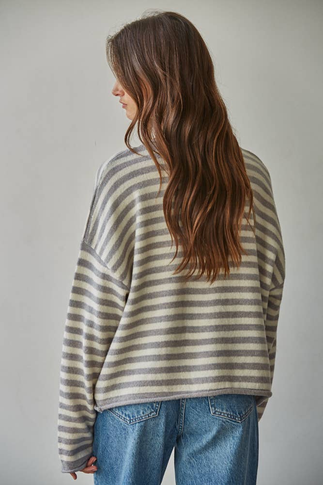 W2537 | Knit Polyester Acrylic Striped Sweater Cardigan