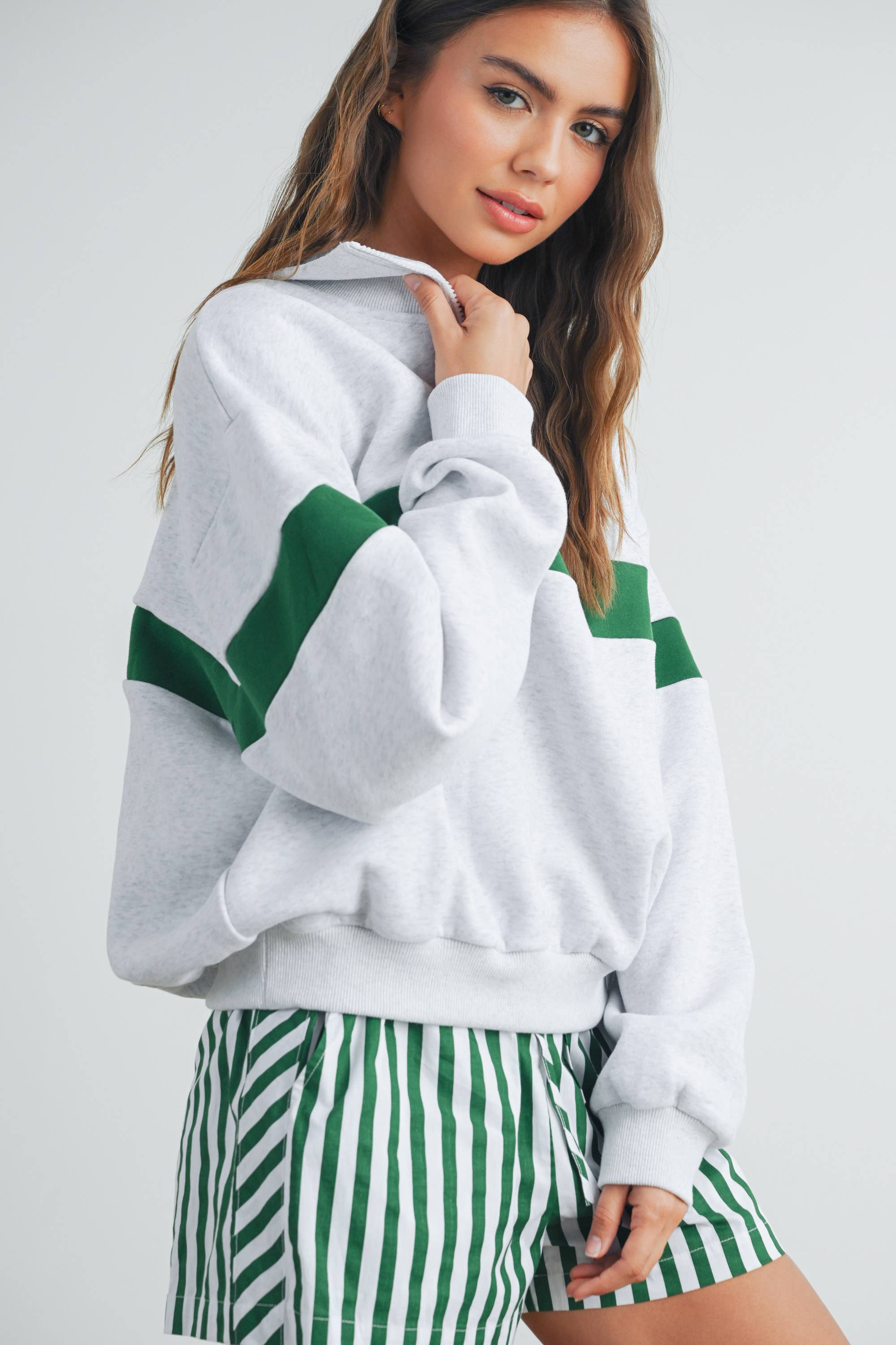 ButterMelonTwo-Toned Half Zip Collar Sweatshirt - BMT7535