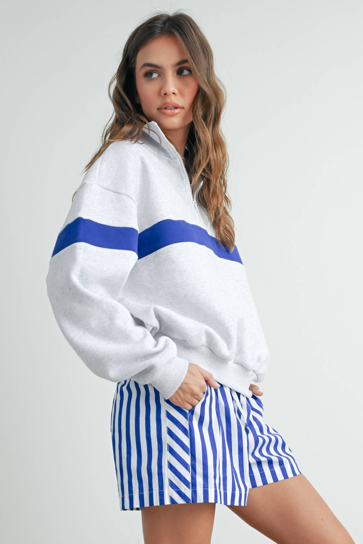 ButterMelonTwo-Toned Half Zip Collar Sweatshirt - BMT7535